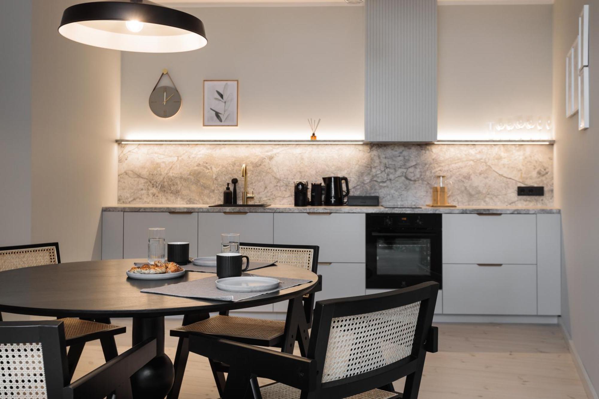 Centra Nams - Center Apartments Cesis Luaran gambar
