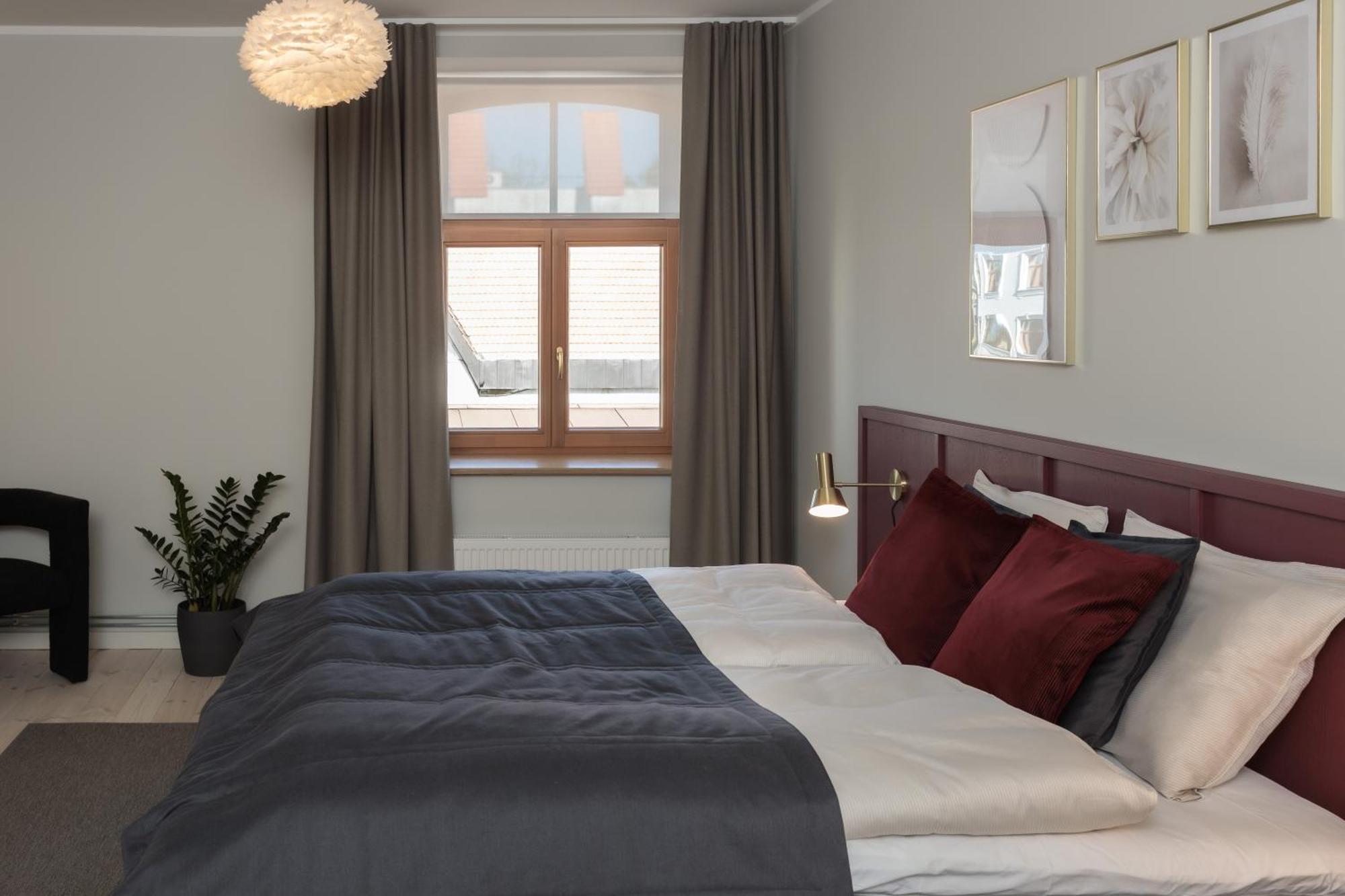 Centra Nams - Center Apartments Cesis Luaran gambar