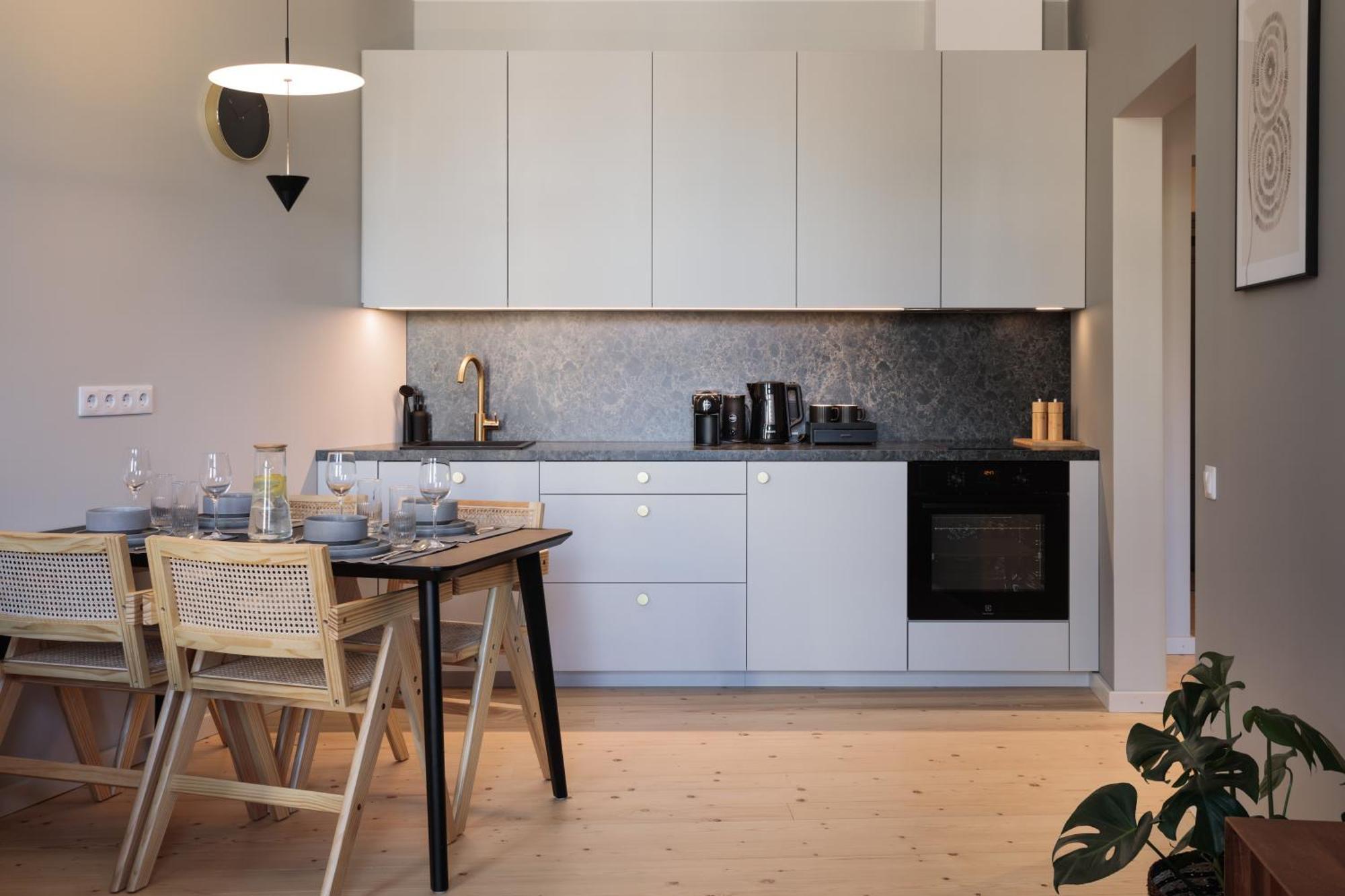 Centra Nams - Center Apartments Cesis Luaran gambar